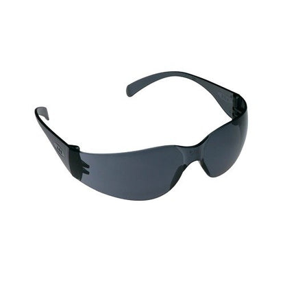 3M Safety Eyewear แว่นตานิรภัย รุ่น Virtua เลนส์เทา เคลือบแข็งป้องกันรอยขีดข่วน (grey lens)
