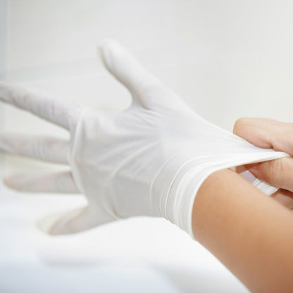 Latex Powdered Glove ถุงมือยาง ธรรมชาติ แบบมีแป้ง/แป้งน้อย [1กล่อง/100ชิ้น]